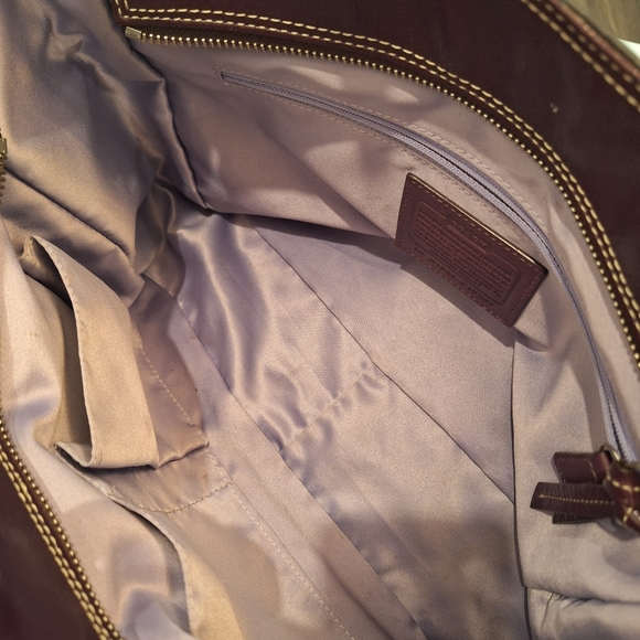 VTG/EUC Coach Plum Madison Patent Leather Tote - Picture 4 of 4